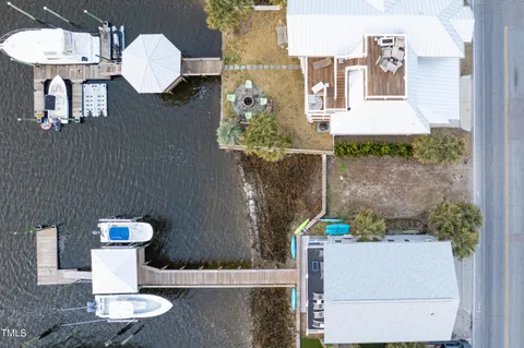 $275,000 | 817 Canal Drive, Carolina Beach, NC 28428