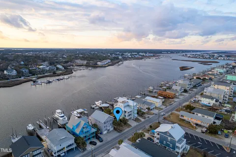 $275,000 | 817 Canal Drive, Carolina Beach, NC 28428