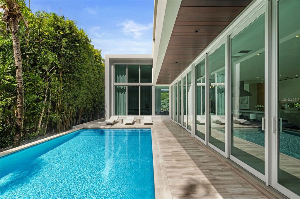 4433 North Bay Road Miami Beach, FL 33140 - Photo 17 of 67