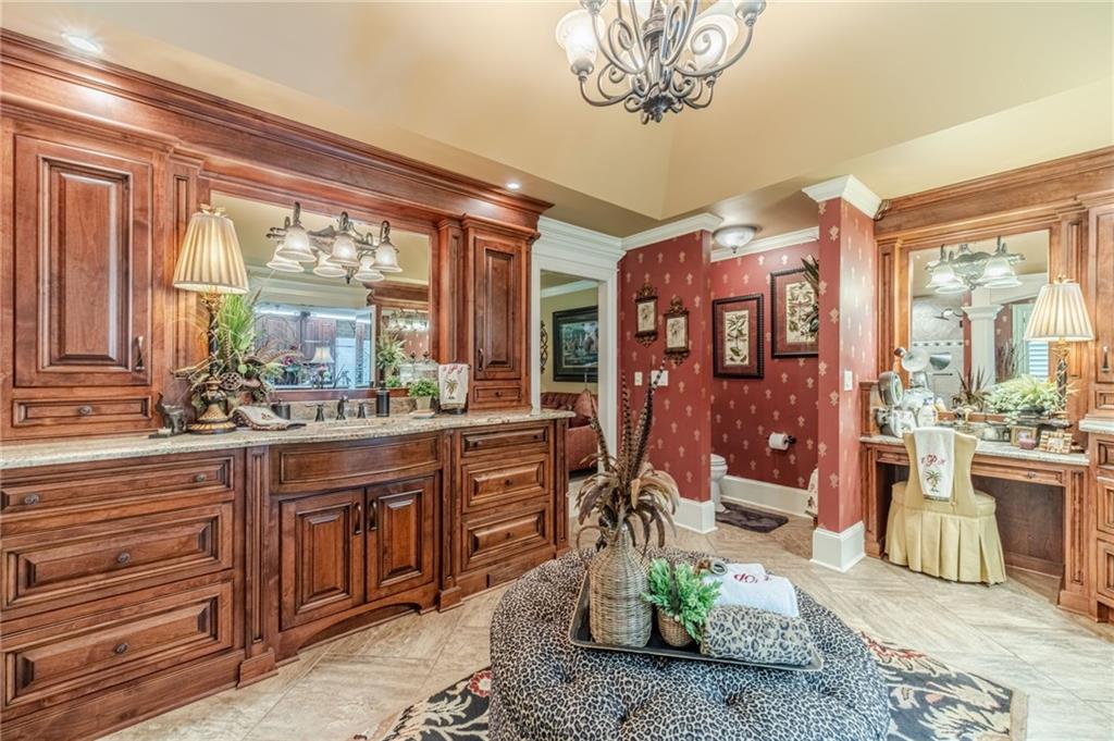 1600 Beagle Run Monroe, GA 30656 - Photo 51 of 103 a spacious bathroom with a large window and a table