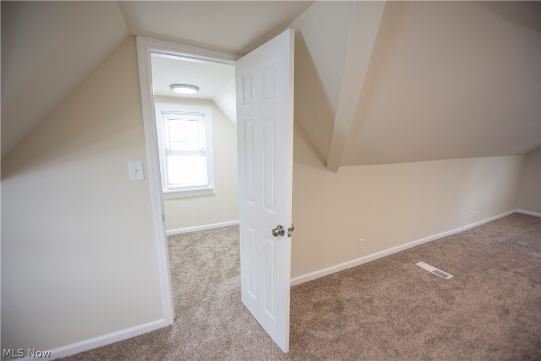 3213 Joslyn Road Cleveland, OH 44111 - Photo 29 of 50 Gallery Image 29