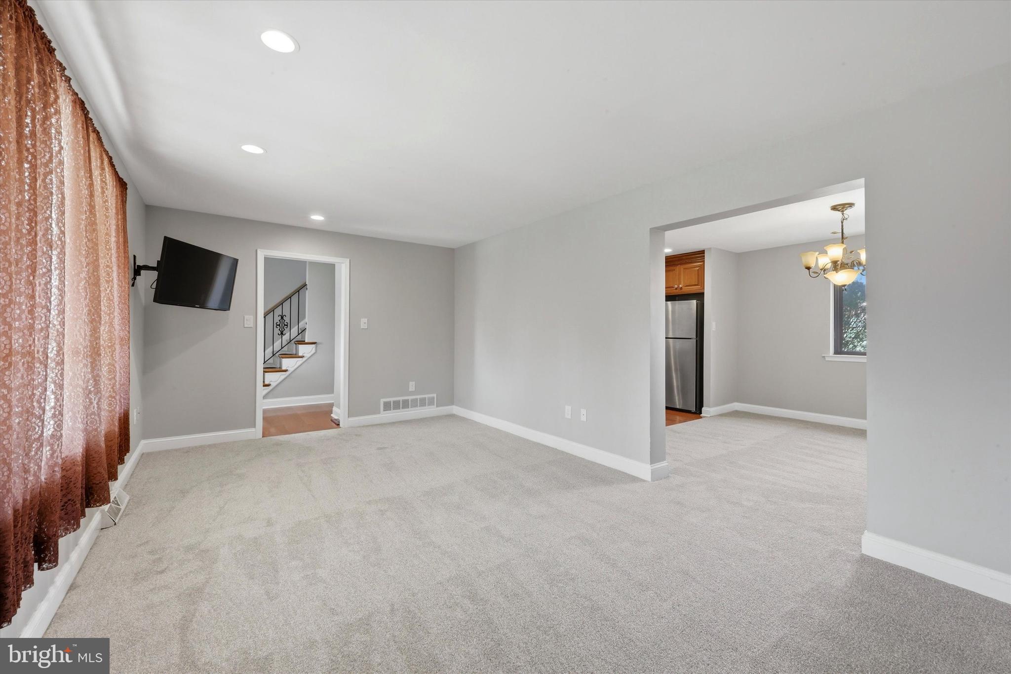 211 East Providence Road Aldan, PA 19018 - Photo 5 of 25