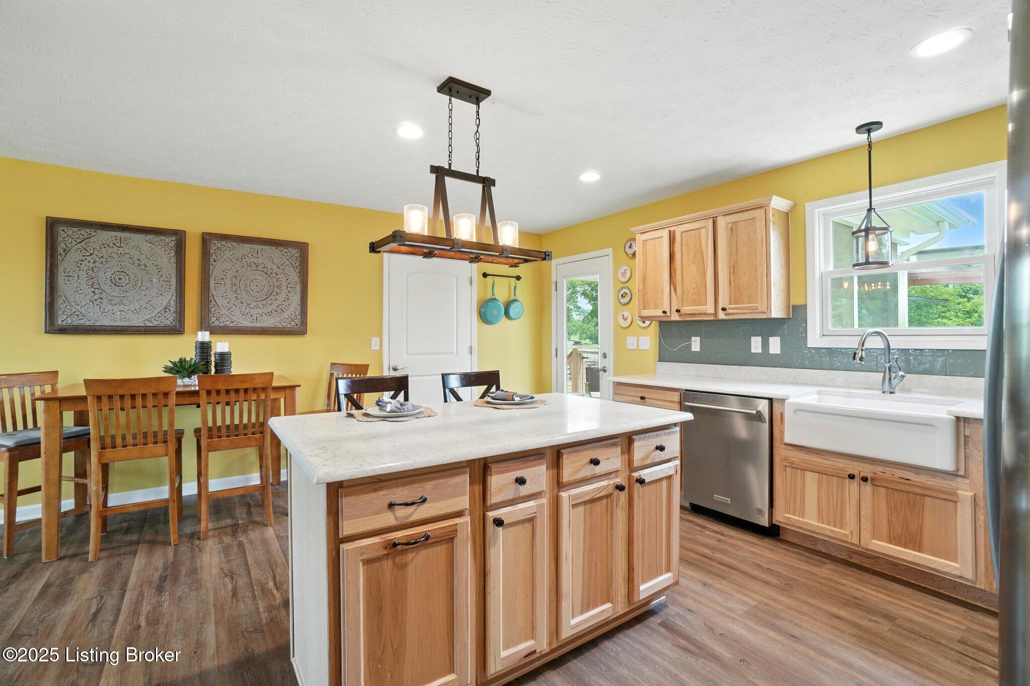 1493 Stapleton Road Shelbyville, KY 40065 - Photo 14 of 51 kitchen