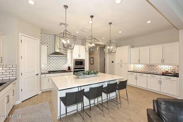 $875,000 | 2048 East Park View Lane, Phoenix, AZ 85024