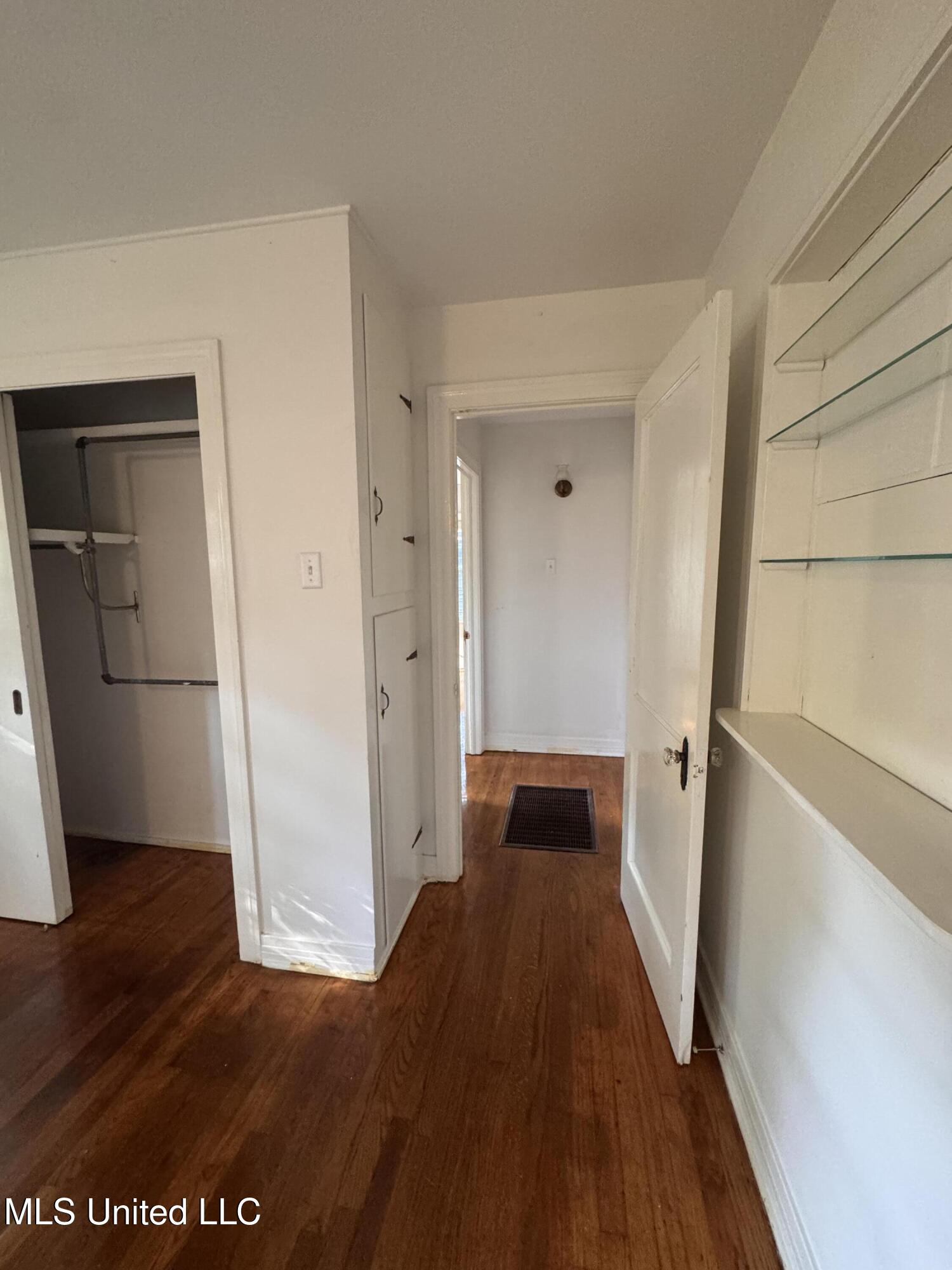 1804 Wheeler Drive Natchez, MS 39120 - Photo 18 of 20 IMG_4611