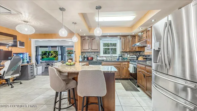 $385,000 | 259 Tanite Road, Stroudsburg, PA 18360