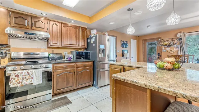 $385,000 | 259 Tanite Road, Stroudsburg, PA 18360