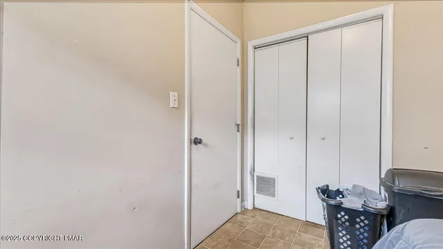 $385,000 | 259 Tanite Road, Stroudsburg, PA 18360