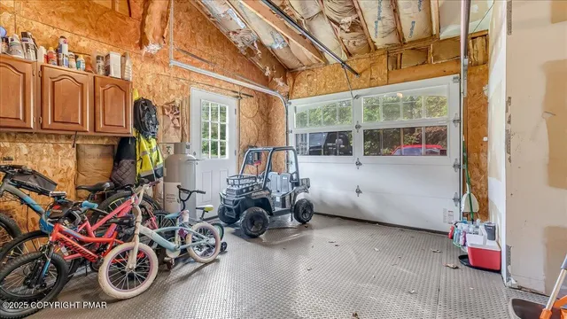 $385,000 | 259 Tanite Road, Stroudsburg, PA 18360