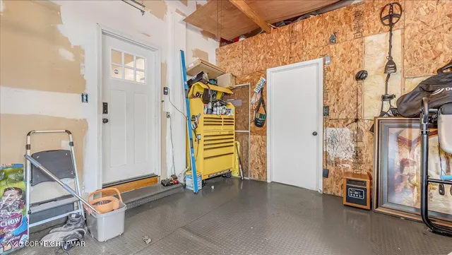 $385,000 | 259 Tanite Road, Stroudsburg, PA 18360