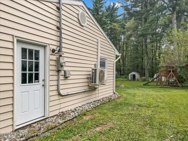 $385,000 | 259 Tanite Road, Stroudsburg, PA 18360