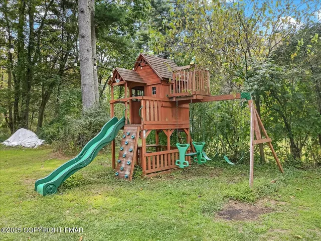 $385,000 | 259 Tanite Road, Stroudsburg, PA 18360