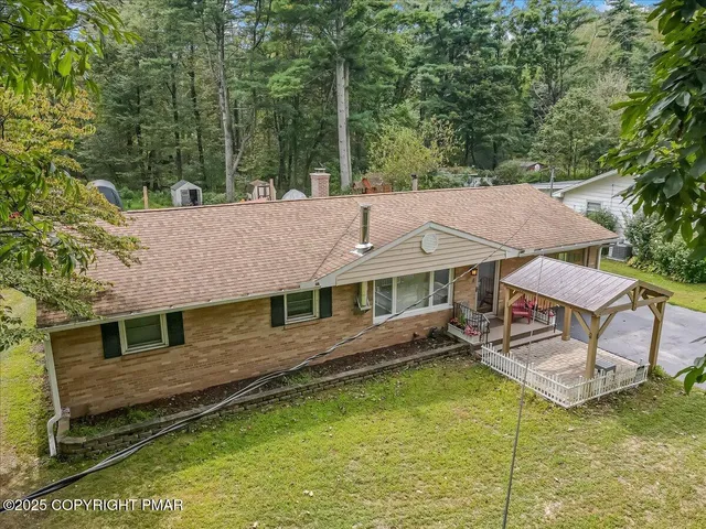 $385,000 | 259 Tanite Road, Stroudsburg, PA 18360