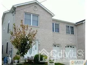 $3,200 | 22 North Whittier Street, Unit B, Carteret, NJ 07008
