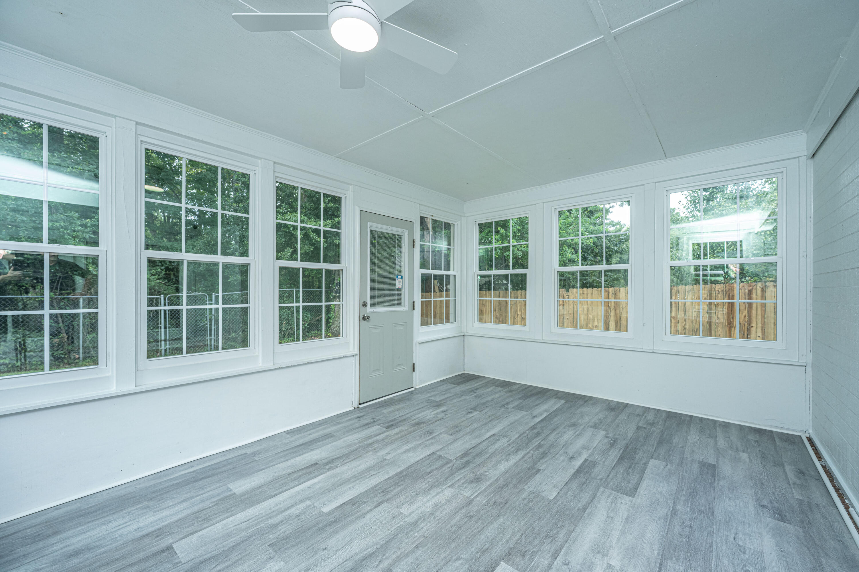 112 Jarett Road Summerville, SC 29485 - Photo 14 of 43 112JarettRd016