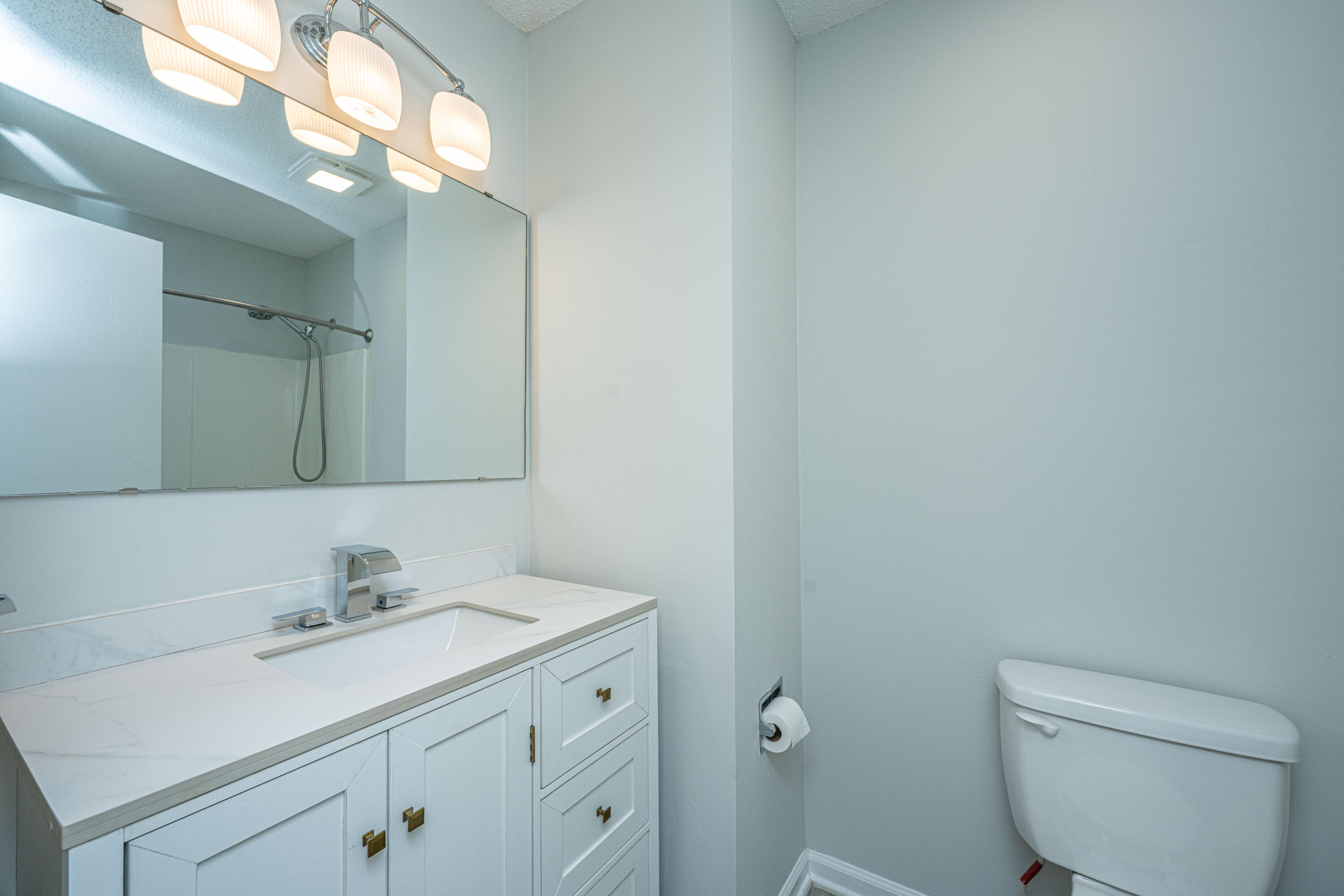 112 Jarett Road Summerville, SC 29485 - Photo 26 of 43 112JarettRd029