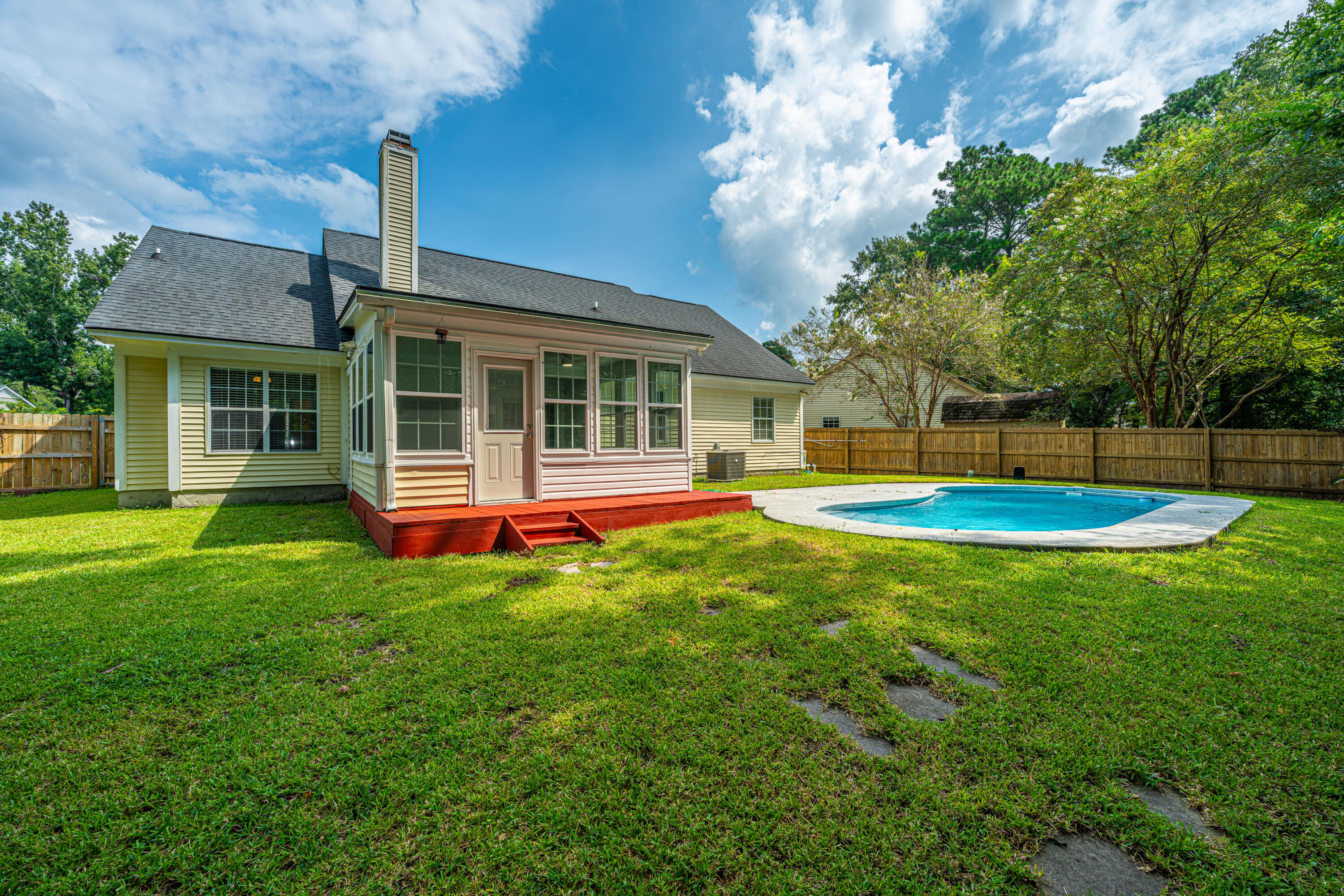 112 Jarett Road Summerville, SC 29485 - Photo 32 of 43 112JarettRd037