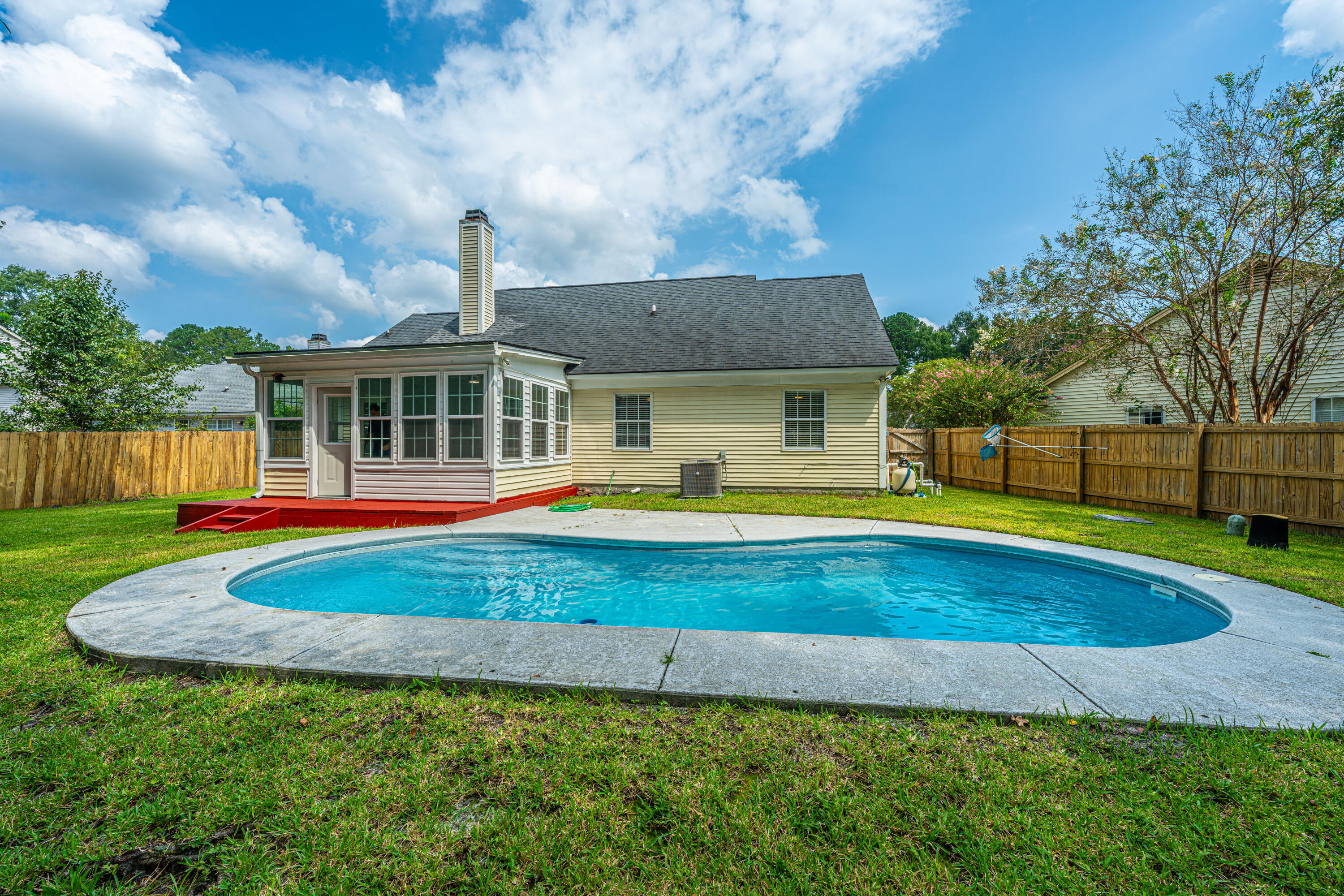 112 Jarett Road Summerville, SC 29485 - Photo 4 of 43 112JarettRd035