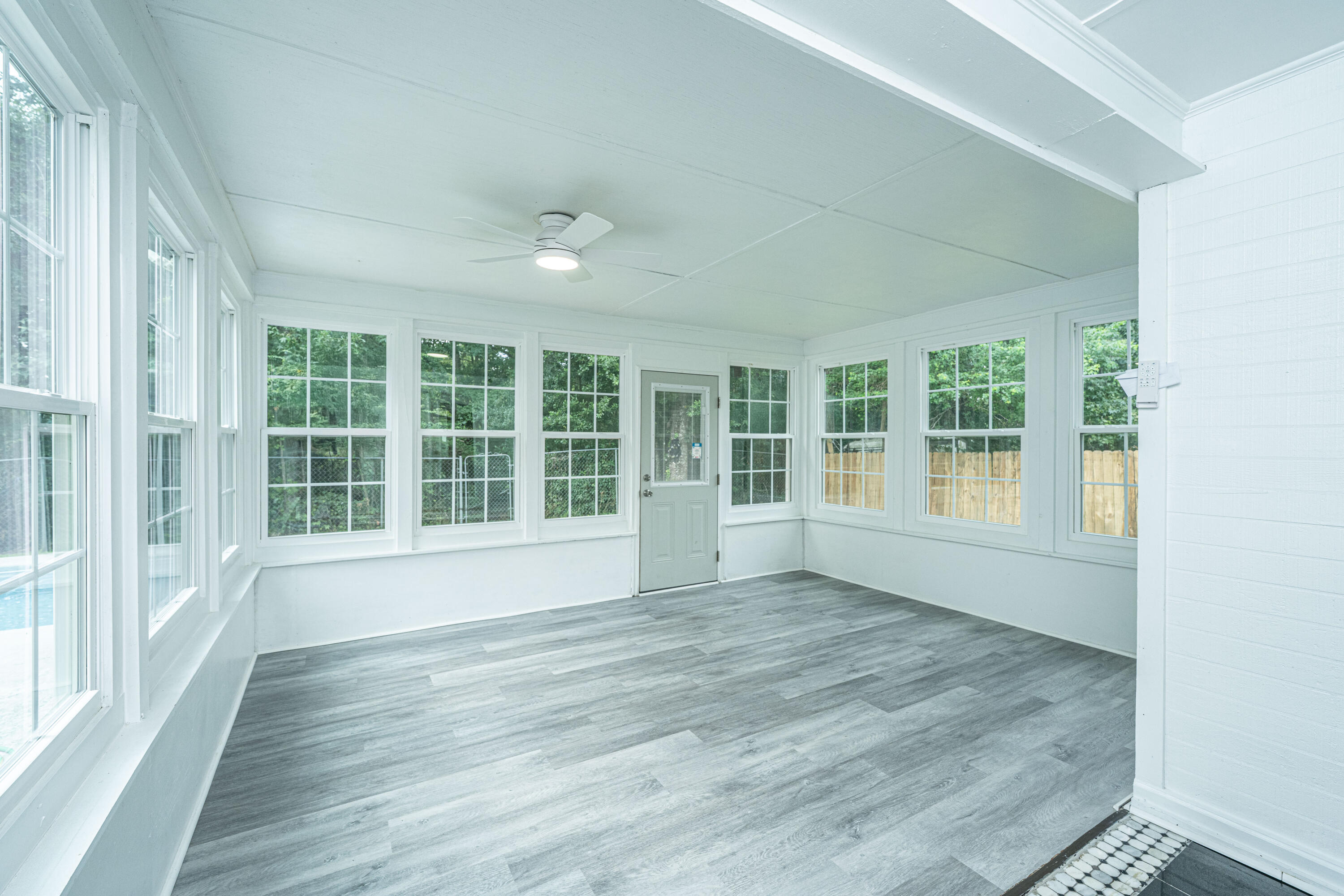 112 Jarett Road Summerville, SC 29485 - Photo 5 of 43 112JarettRd018