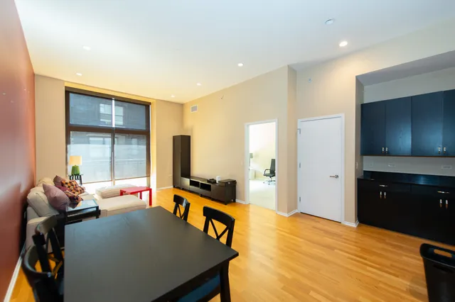 $3,200 | 310 South Michigan Avenue, Unit 2007, Chicago, IL 60604