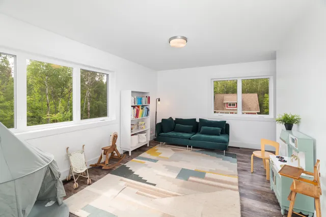 $1,099,000 | 1229 West Knife River Road, Two Harbors, MN 55616