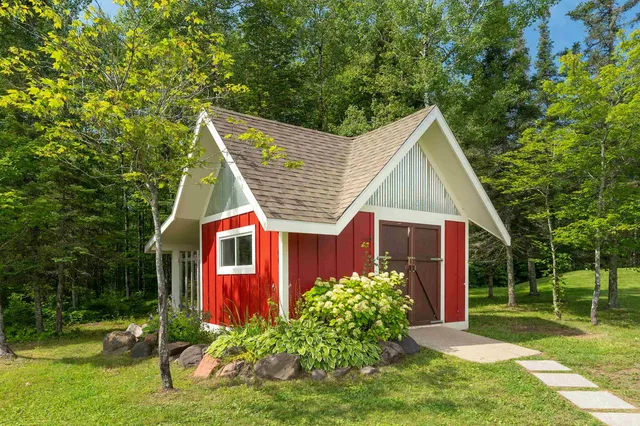 $1,099,000 | 1229 West Knife River Road, Two Harbors, MN 55616