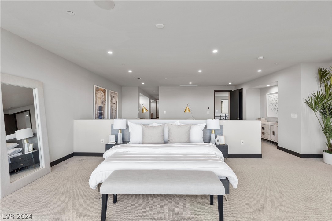 32 Rainbow Point Place Henderson, NV 89011 - Photo 51 of 98 Primary luxe suite