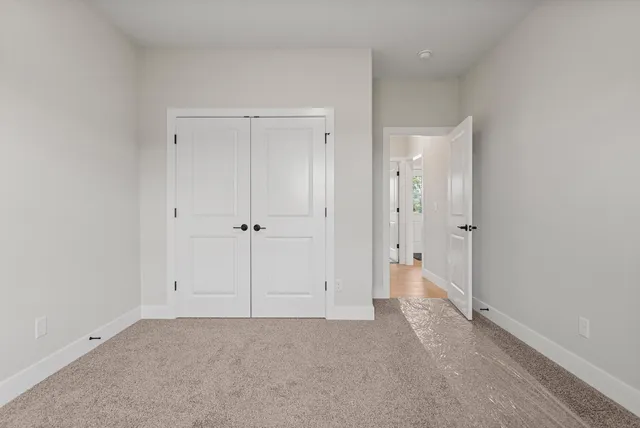 $394,900 | 23 Meadow Drive, Monticello, IL 61856