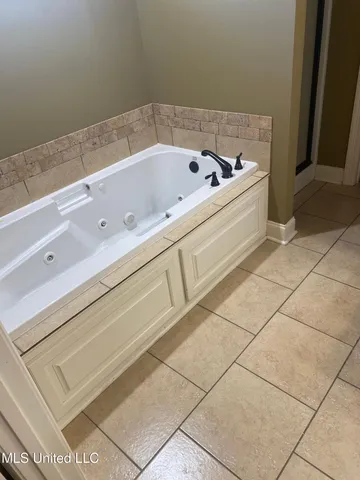 $2,195 | 107 Cannon Run, Canton, MS 39046