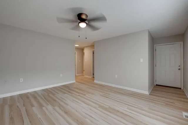 $1,275 | 340 Alpine Drive, Unit B, Rossville, GA 30741