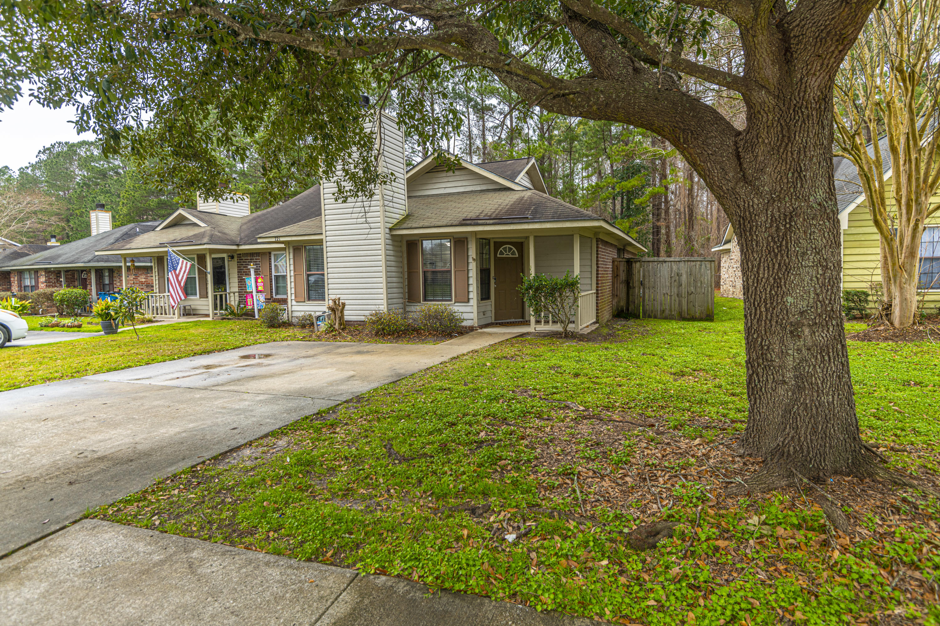 721 Temple Road, Unit B Ladson, SC 29456 - Photo 2 of 35 DSC_2483