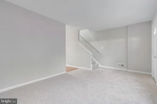$324,900 | 5005 Roseld Court, Oxon Hill, MD 20745