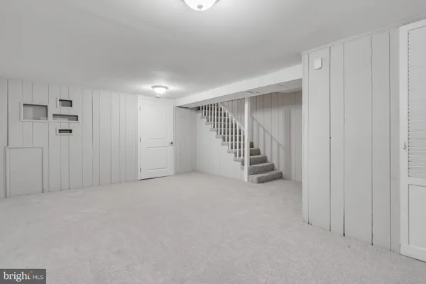 $324,900 | 5005 Roseld Court, Oxon Hill, MD 20745