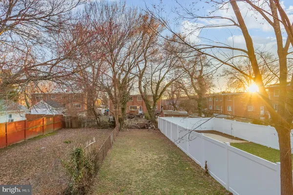 $324,900 | 5005 Roseld Court, Oxon Hill, MD 20745
