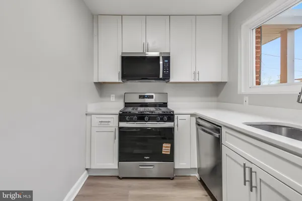$324,900 | 5005 Roseld Court, Oxon Hill, MD 20745