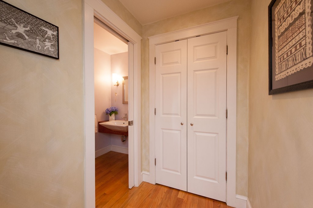 8 Sioux Drive Canton, MA 02021 - Photo 11 of 27 Gallery Image 11