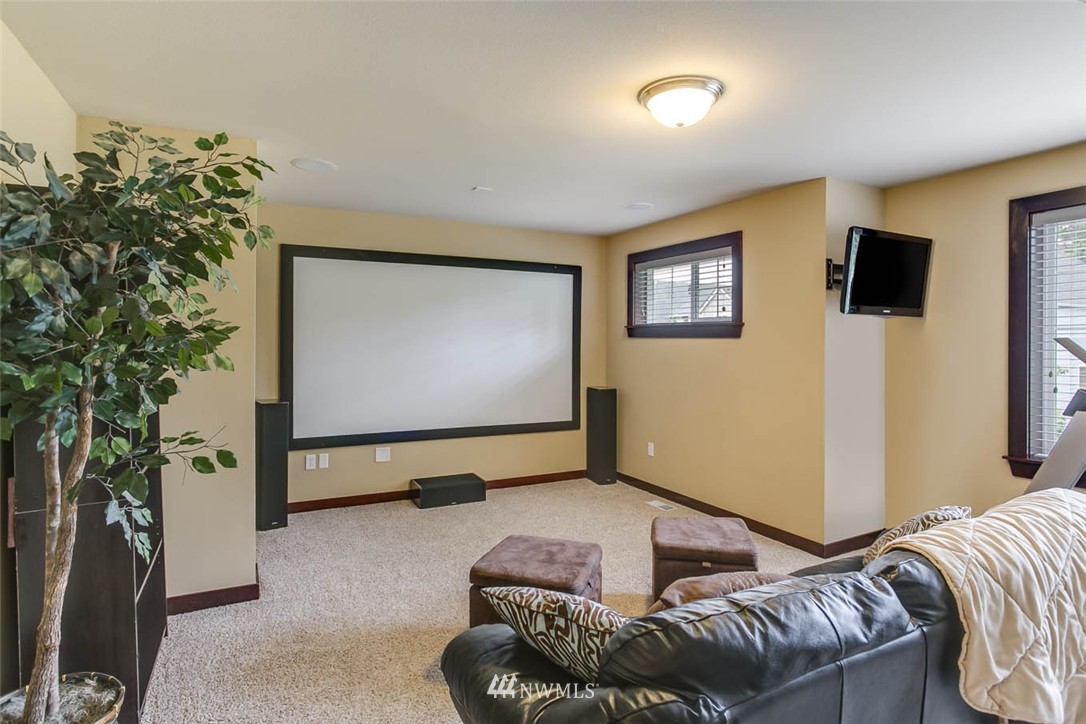 11610 Southeast 189th Place Renton, WA 98058 - Photo 10 of 18 Gallery Image 10