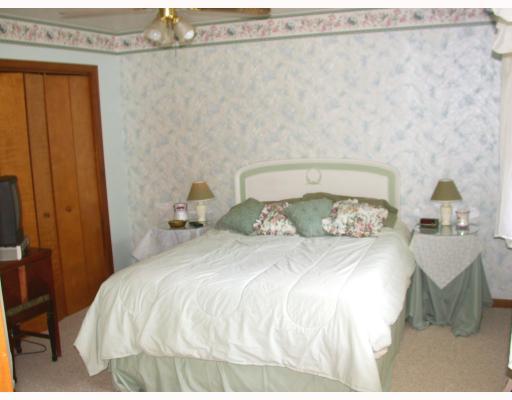 362 Hebron Road Imperial, PA 15126 - Photo 5 of 7 Master Bedroom.