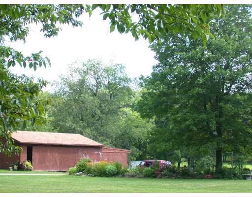 362 Hebron Road Imperial, PA 15126 - Photo 7 of 7 Yard/Garden.