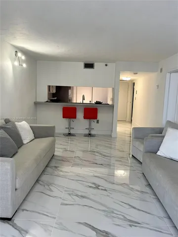 $2,650 | 555 Northeast 15th Street, Unit 15G, Miami, FL 33132