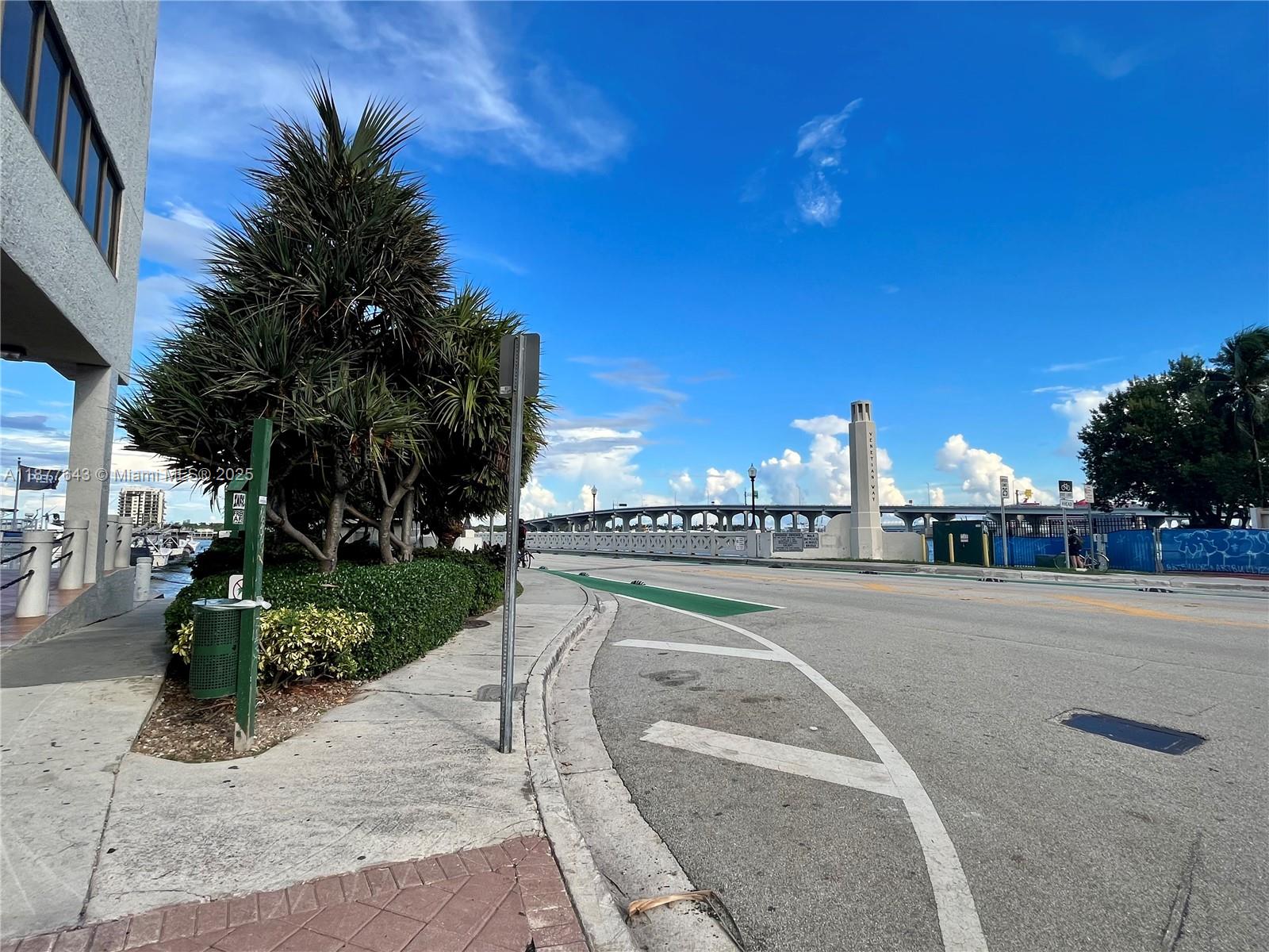 555 Northeast 15th Street, Unit 15G Miami, FL 33132 - Photo 4 of 61 a view of a street with a houses