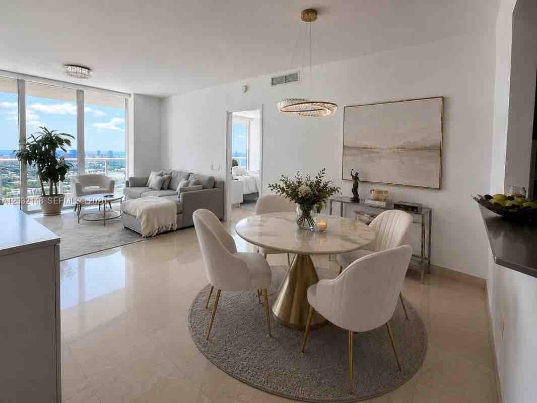 450 Alton Road, Unit 2610 Miami Beach, FL 33139 - Photo 12 of 38