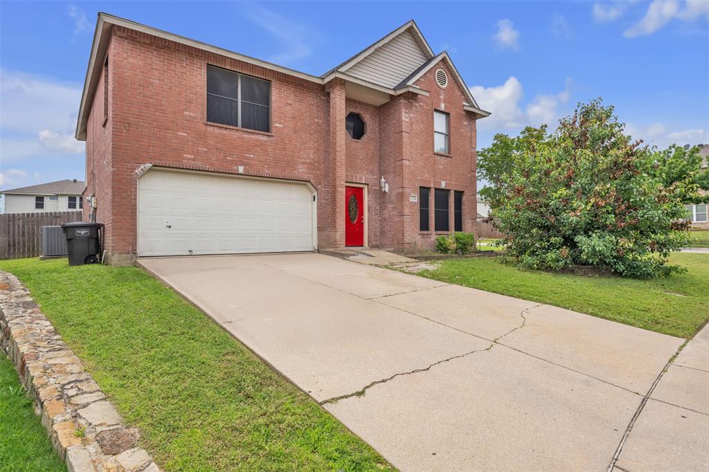 4254 Birch Creek Road Fort Worth, TX 76244 - Photo 4 of 39