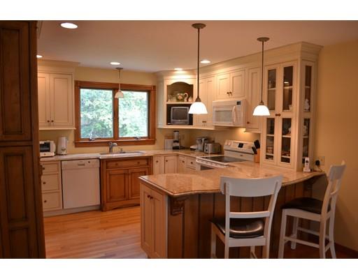 6 Chippewa Road Worcester, MA 01602 - Photo 4 of 19 Gallery Image 4