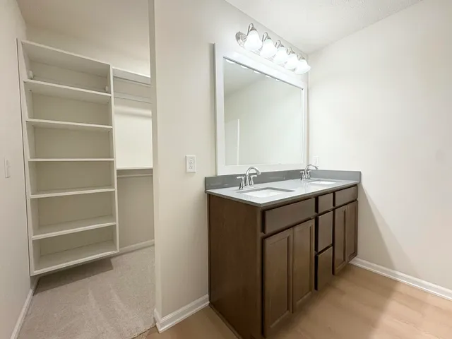 $549,900 | 3101 Lincoln Lake Avenue Northeast, Lowell, MI 49331