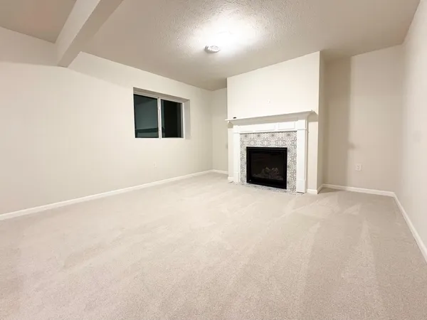 $549,900 | 3101 Lincoln Lake Avenue Northeast, Lowell, MI 49331