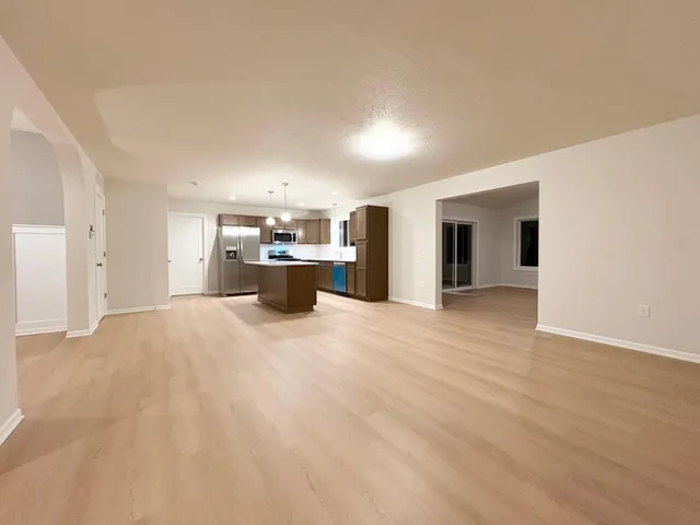 $549,900 | 3101 Lincoln Lake Avenue Northeast, Lowell, MI 49331