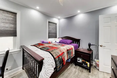 $690,000 | 5016 North Mango Avenue, Chicago, IL 60630