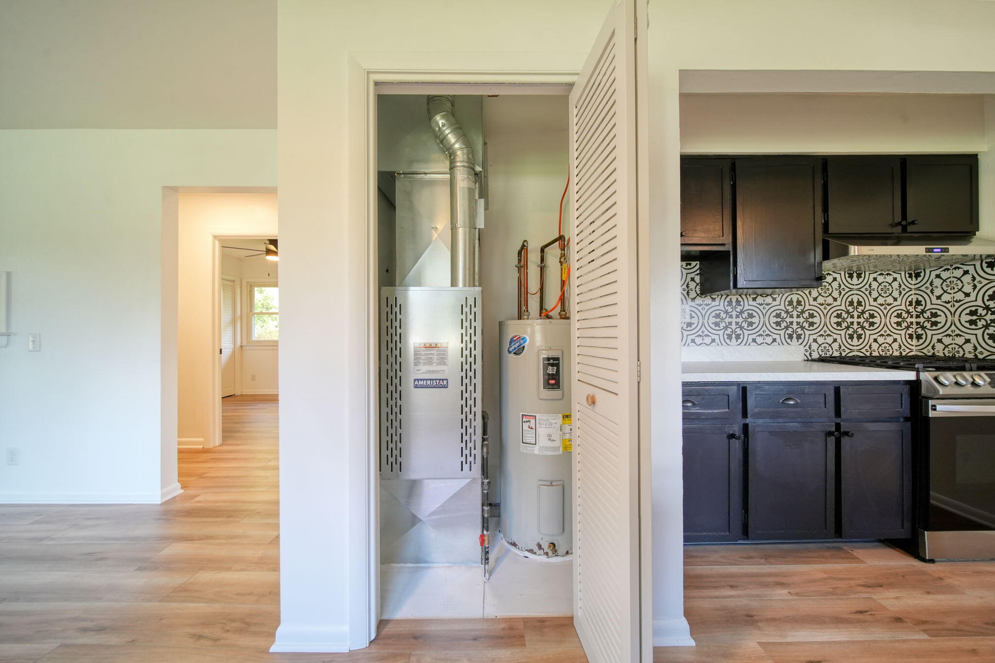 392 Richard Street Spring Arbor, MI 49283 - Photo 16 of 32 25-web-or-mls-DSC08225_HDR