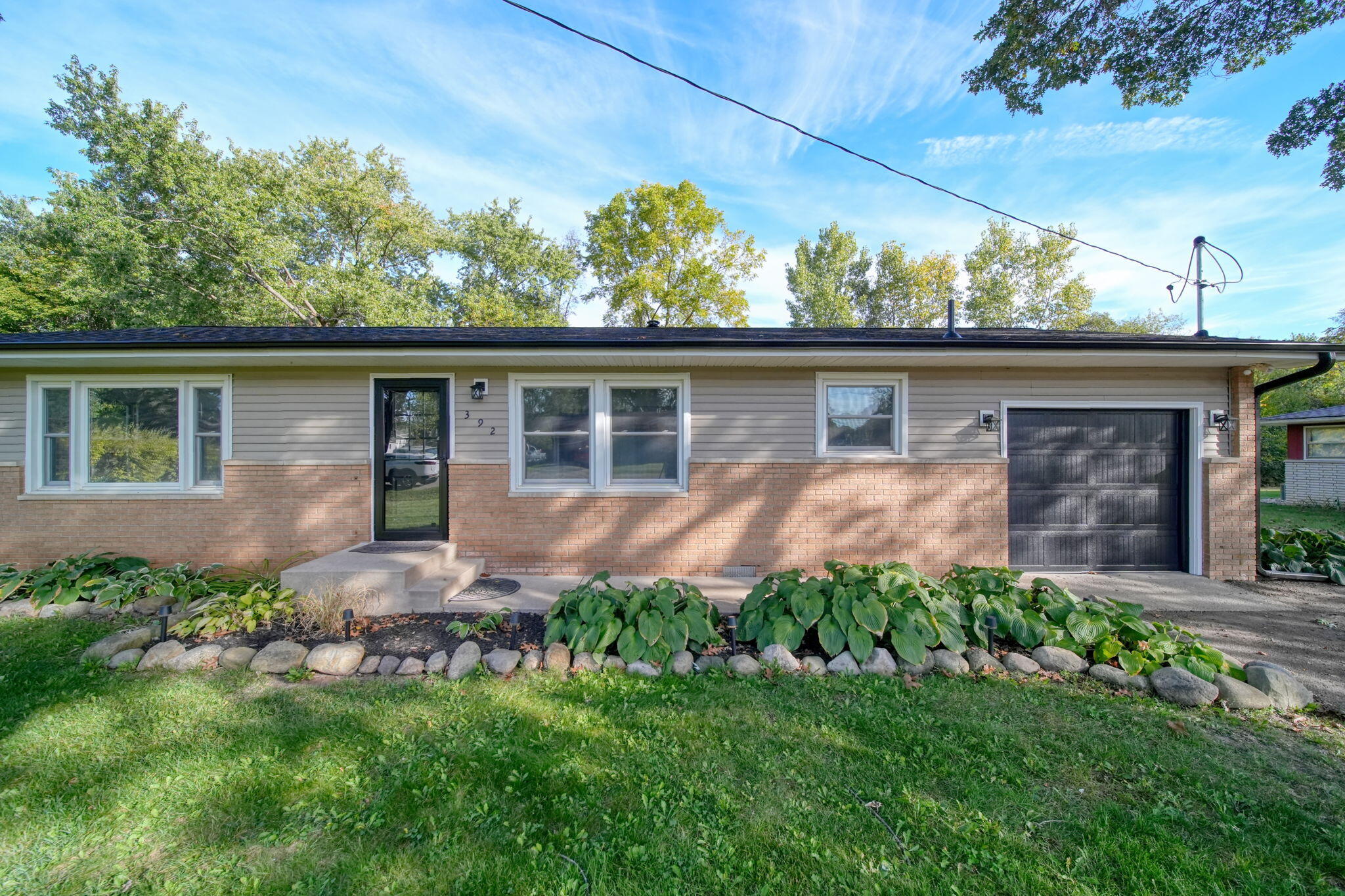 392 Richard Street Spring Arbor, MI 49283 - Photo 2 of 32 5-web-or-mls-DSC08200_HDR